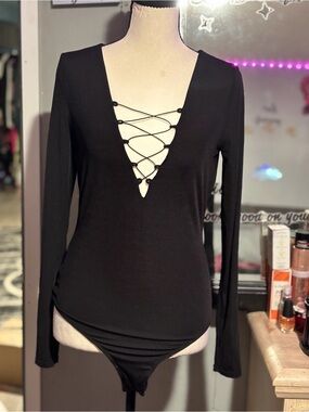 Windsor Black Lace-Up Deep V Long Sleeve Bodysuit